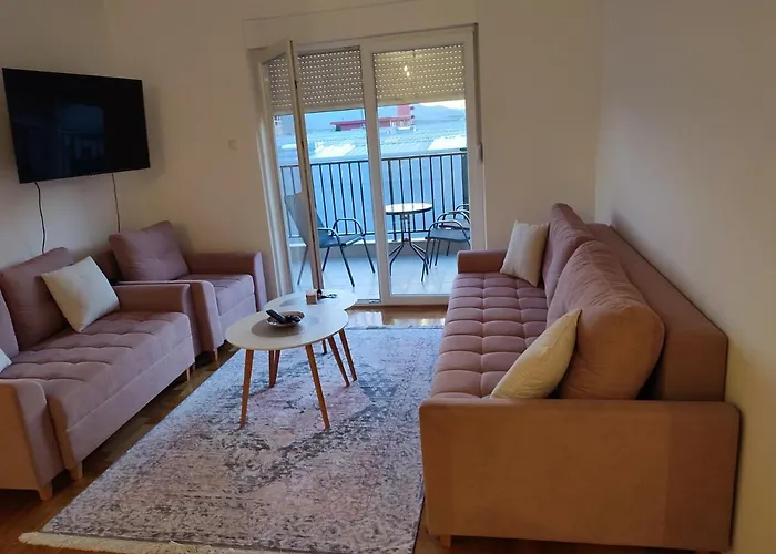 Maja تريبينيي